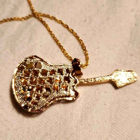 NWTO Betsey Johnson Guitar - Picture 5 of 6